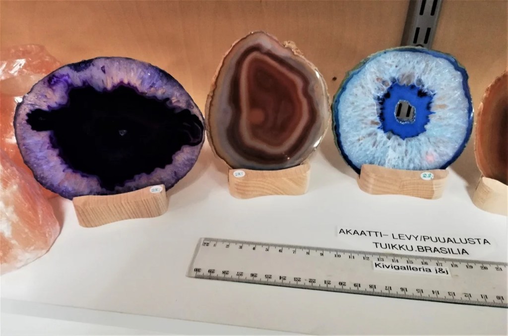 Akaattilevy+puualusta+tuikku, Brasilia 28,00€