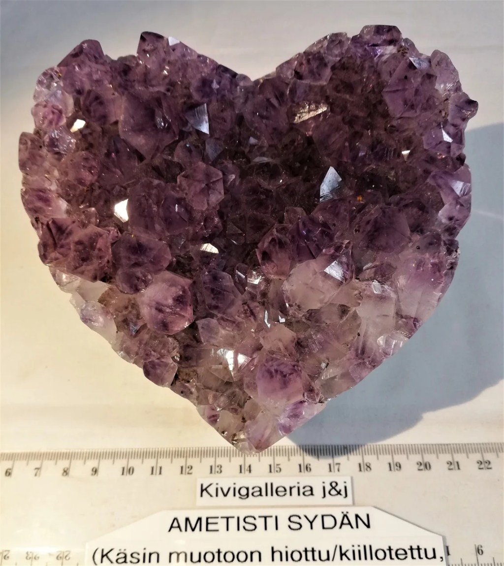 Ametisti sydän nro.5./Brasilia(A+Q) 152,00€
