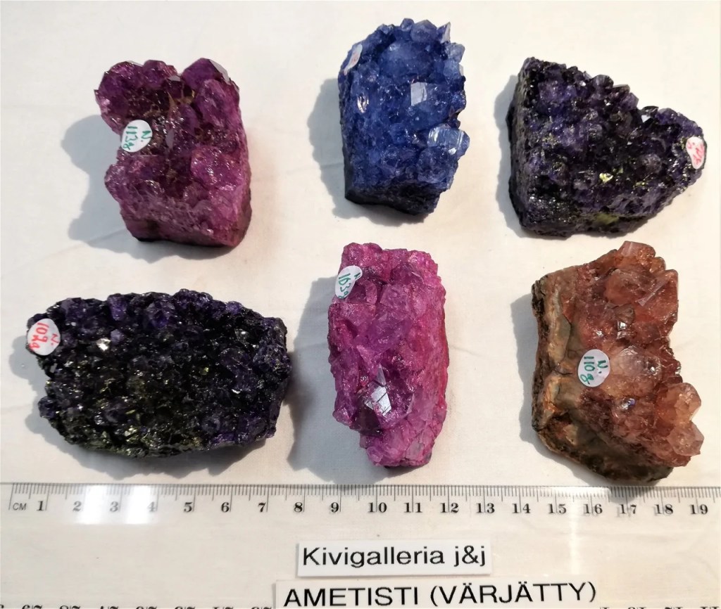 Ametisti kidepala -värjätty, Brasilia&nbsp;10,00€