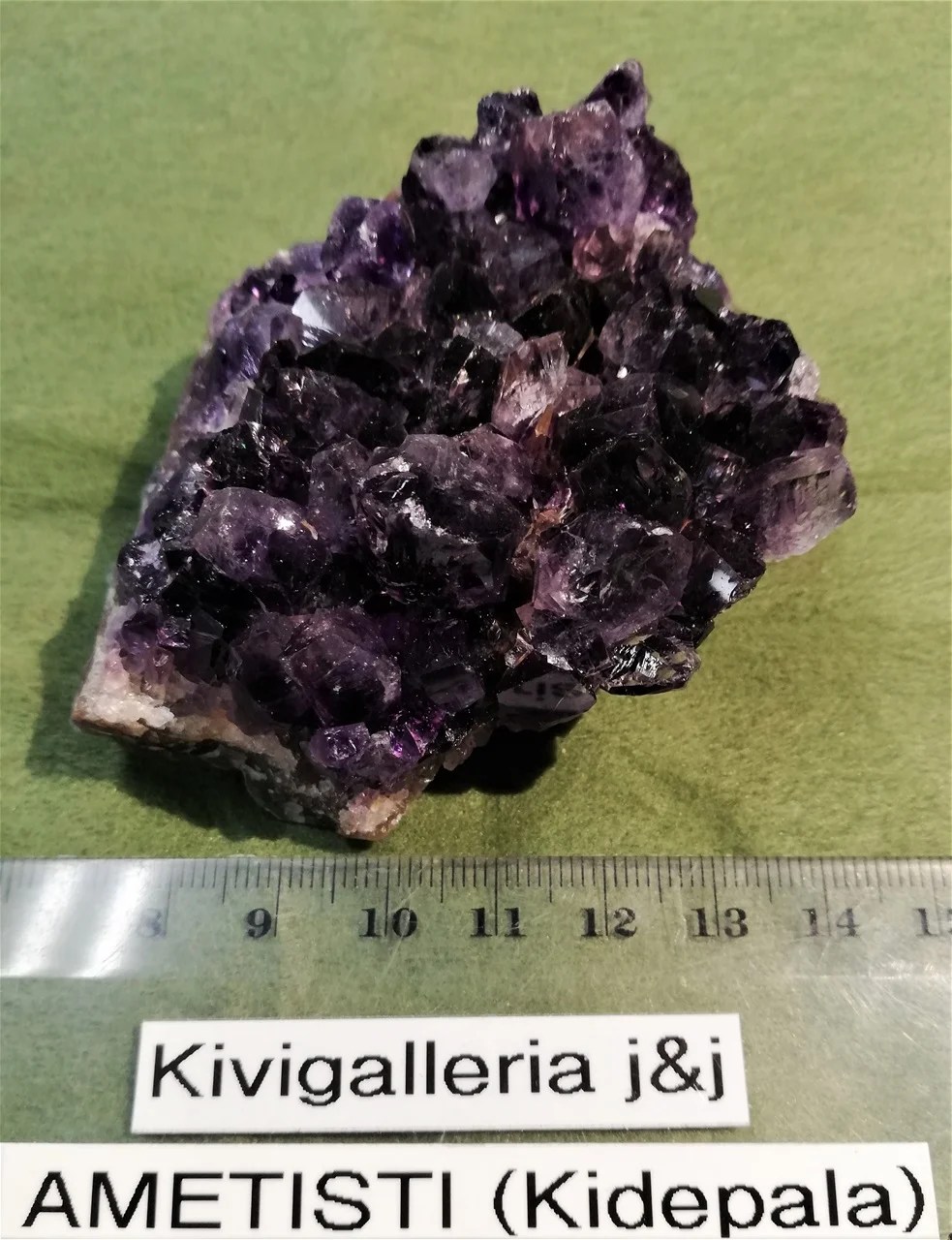 Ametisti kidepala EQ-laatu, Brasilia&nbsp;22,00€