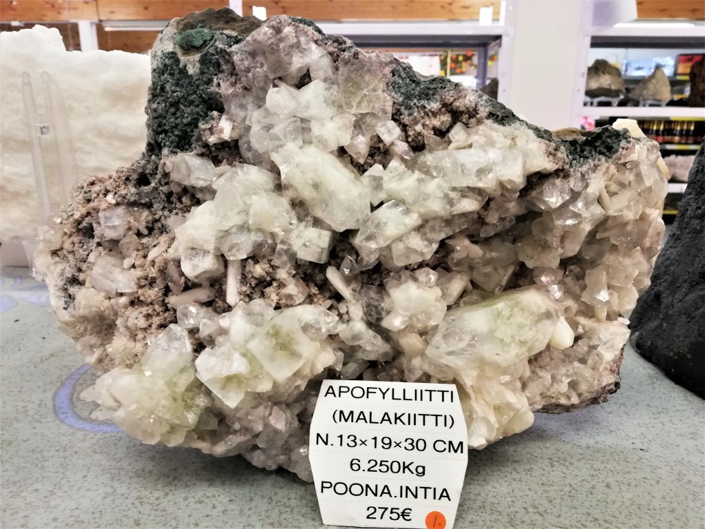 Apofylliitti (Malakiitti),Poona Intia&nbsp;275,00€