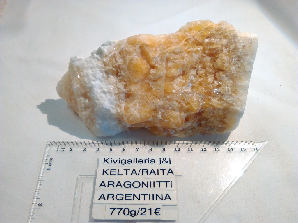 Aragoniitti -keltaraita, Argentiina&nbsp;21,00€