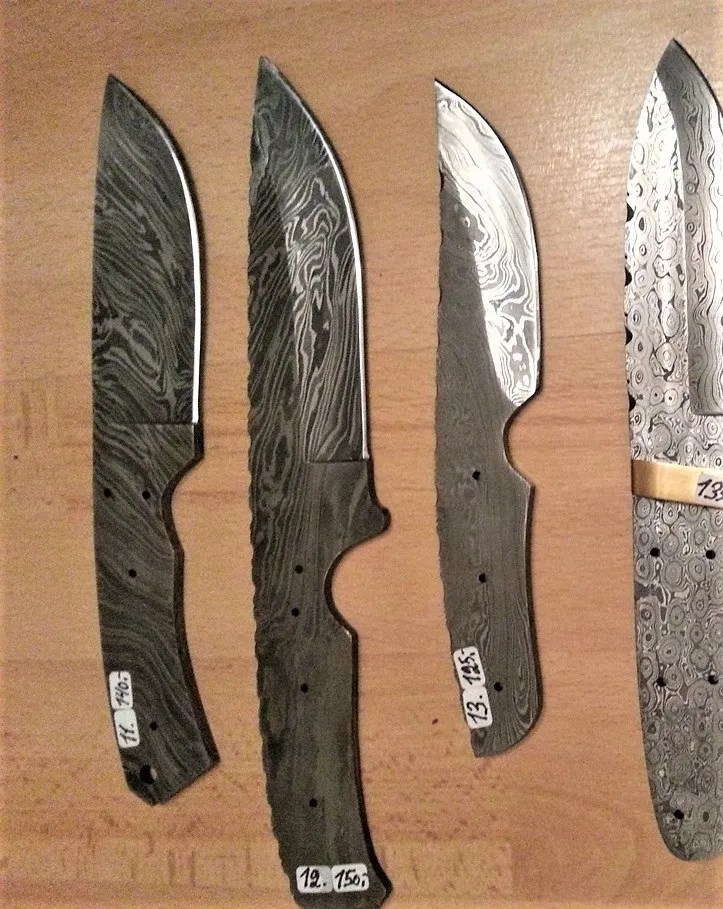 Damascus nylkypuukko terä / Veitsi no.12&nbsp;150,00€