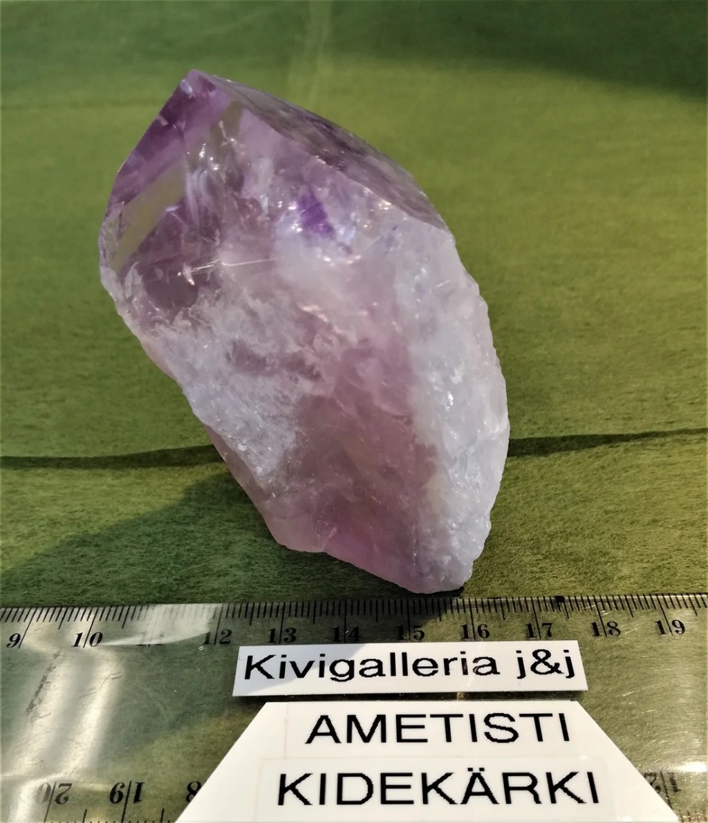 Ametisti kidekärki AQ-laatu, Brasilia&nbsp;25,00€