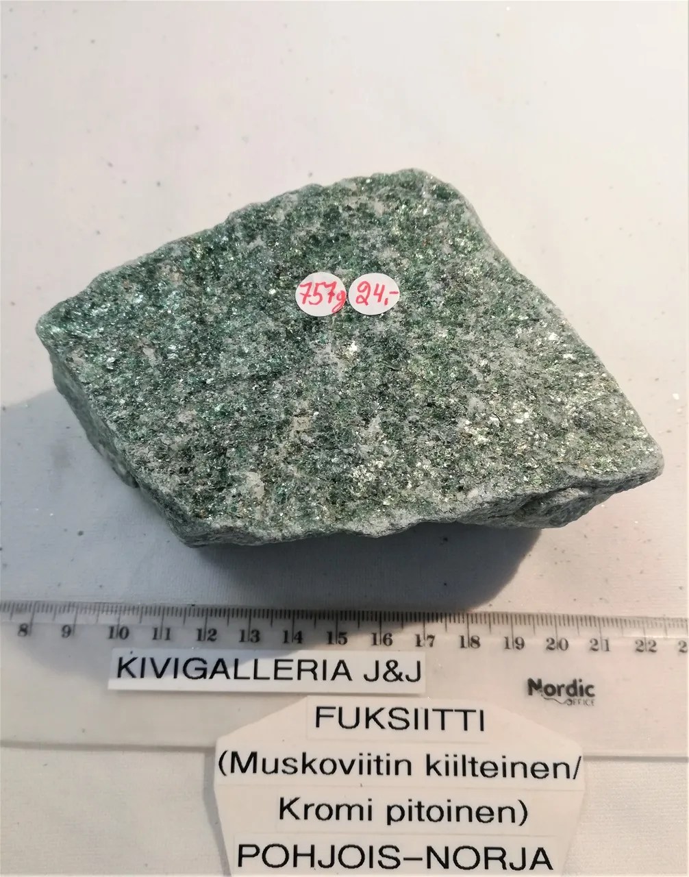 Fuksiitti raakapala, Pohjois-Norja&nbsp;24,00€