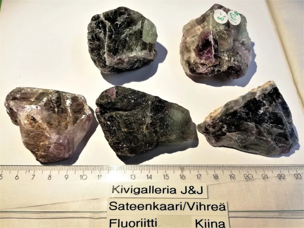 Fluoriitti Sateenkaari/Vihreä EQ/AQ-laatu, Kiina&nbsp;8,00€