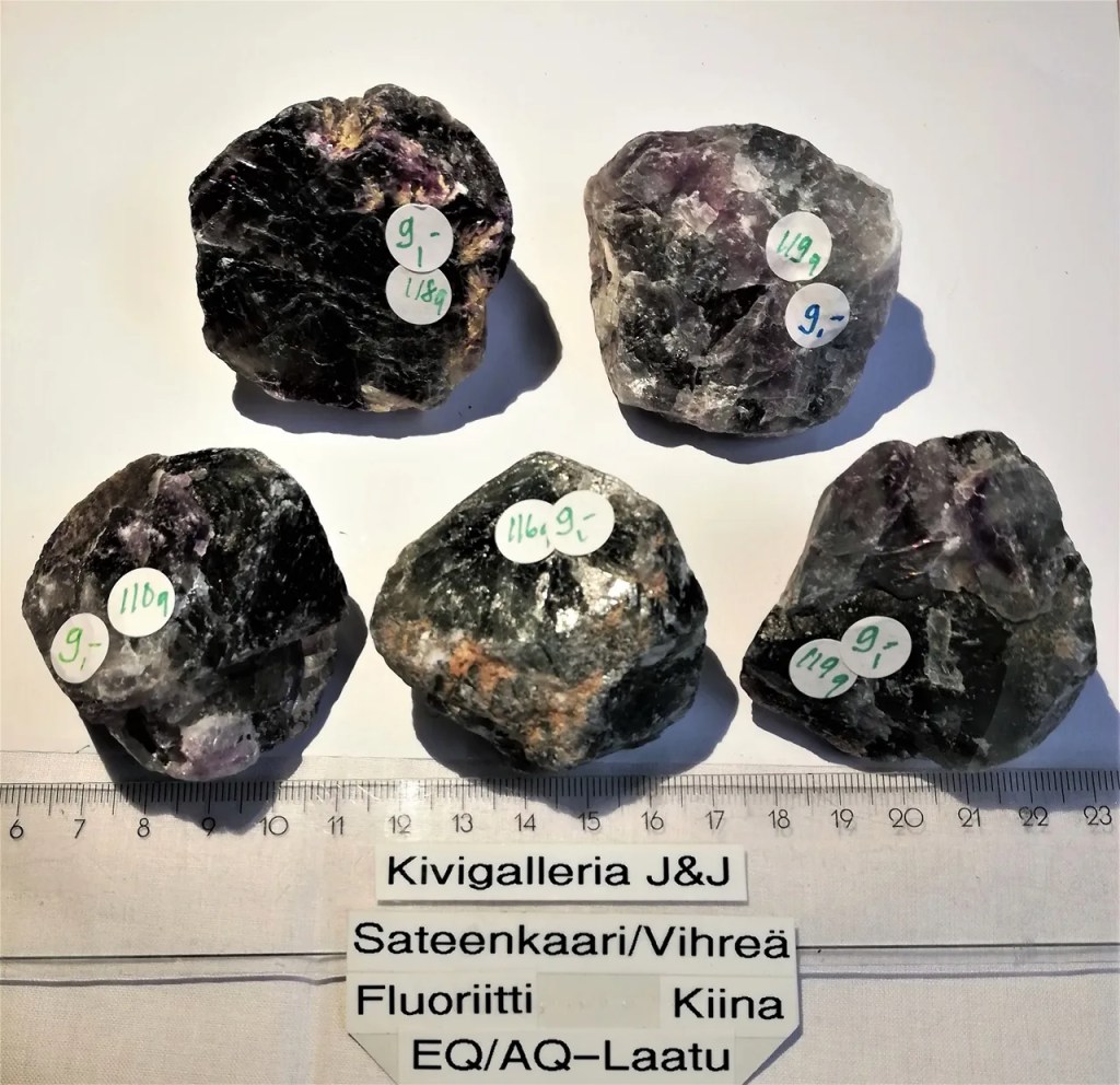 Fluoriitti Sateenkaari/Vihreä EQ/AQ-laatu, Kiina&nbsp;9,00€