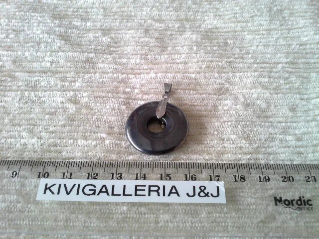 Hematiitti -donitsi 6,00€