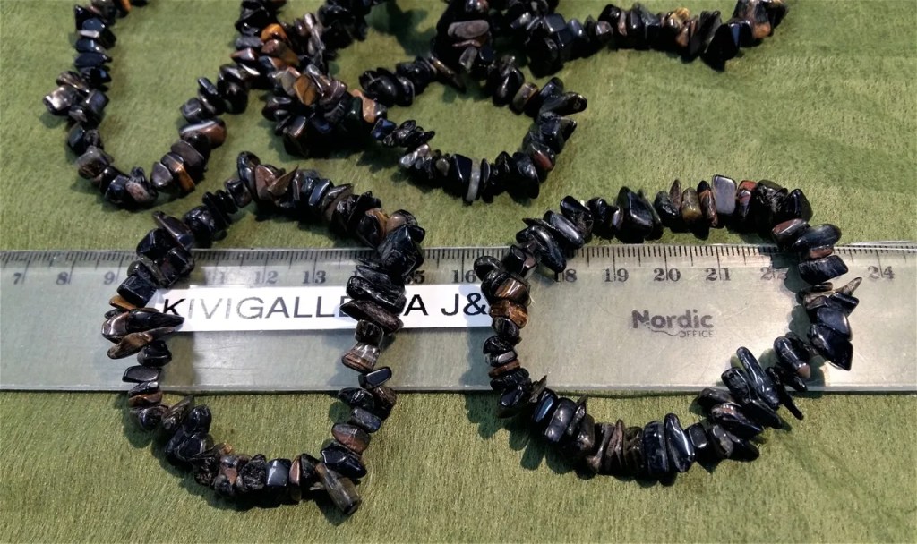 Haukansilmä chipsiranneke 4,00€