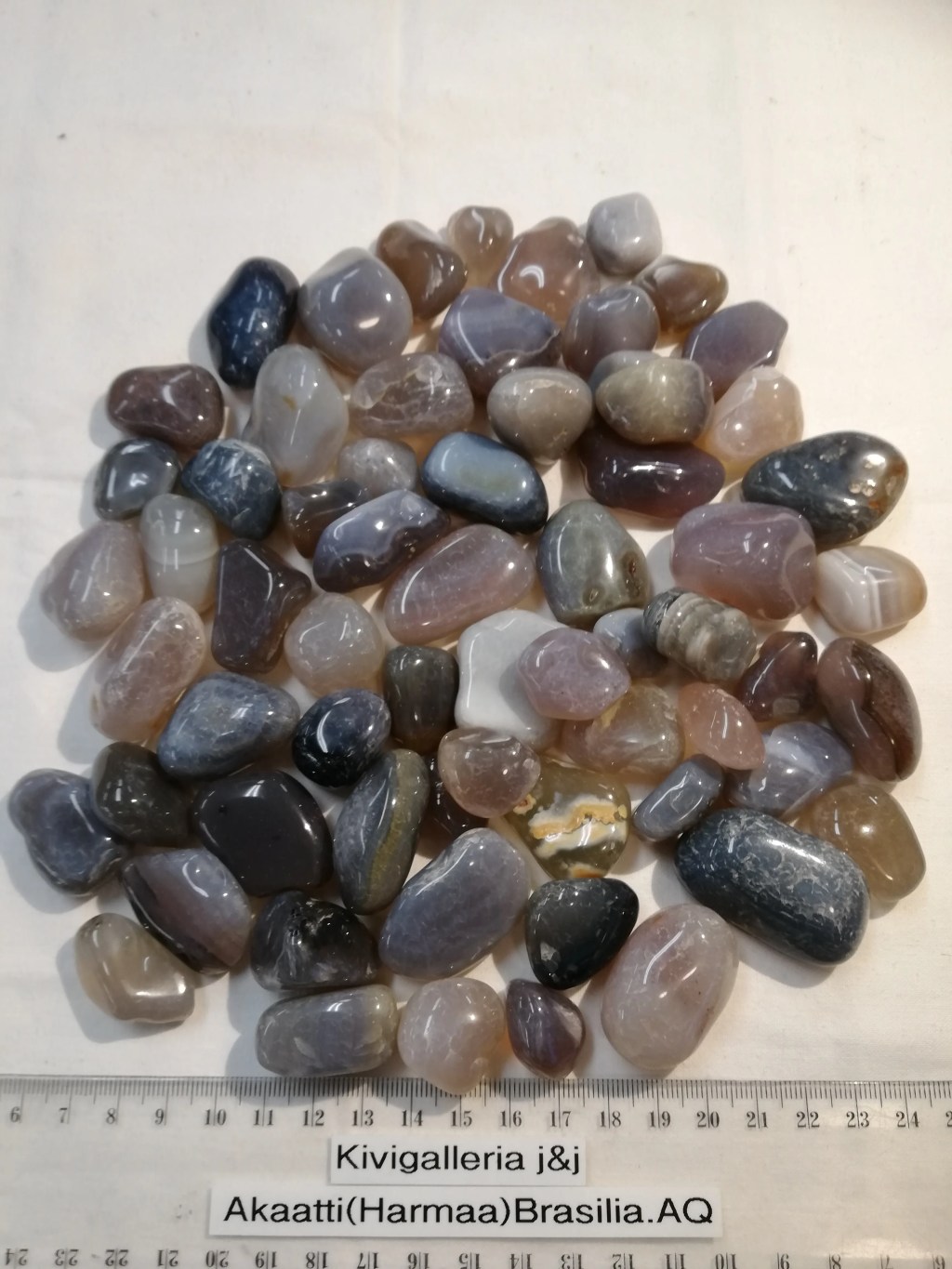 Harmaa Akaatti.Brasilia(AQ-Laatu) 2,00€