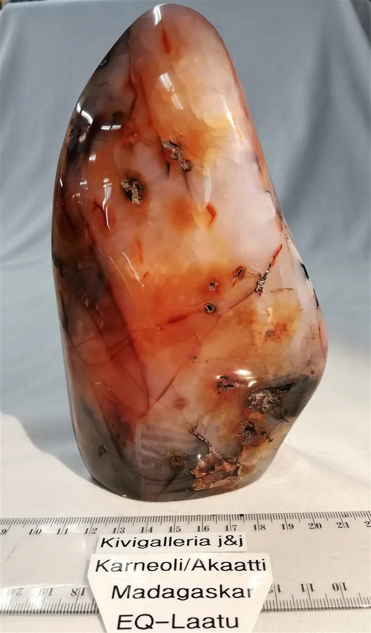 Karneoli-akaatti EQ-laatu, Madagaskar&nbsp;109,00€