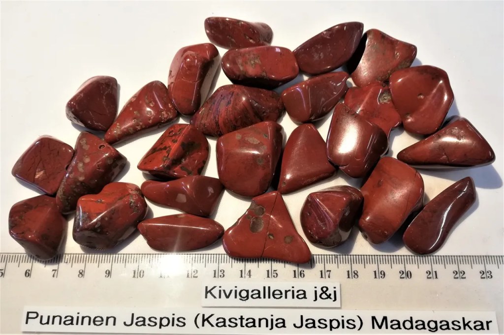 Jaspis -punainen (Kastanja jaspis)AQ-laatu, Madagaskar&nbsp;2,00€