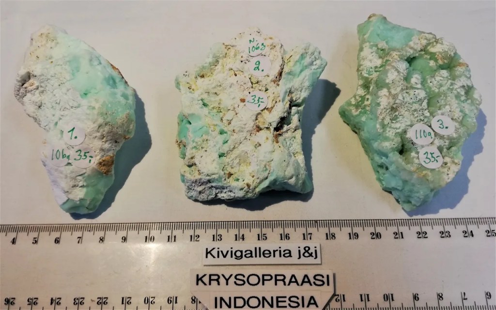 Krysopraasi raakapala A/EQ-laatu, Indonesia&nbsp;35,00€