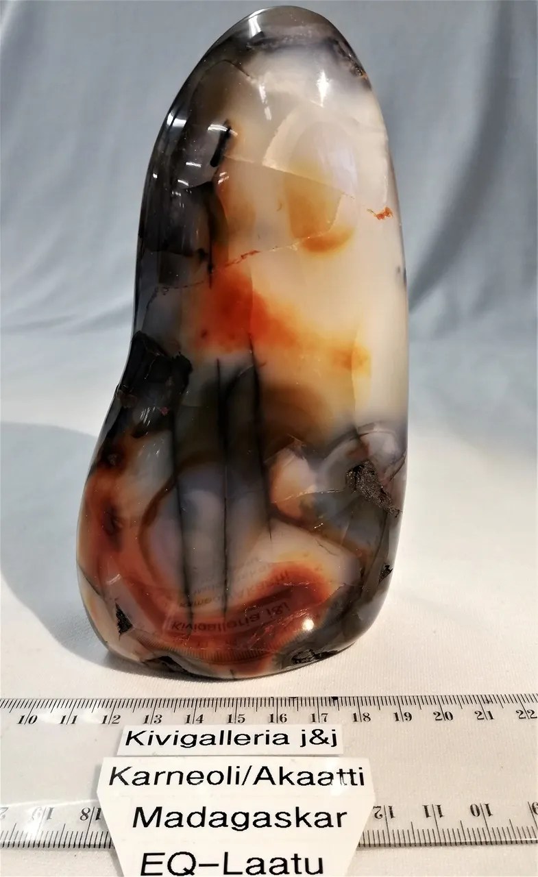 Karneoli-akaatti EQ-laatu, Madagaskar&nbsp;75,00€
