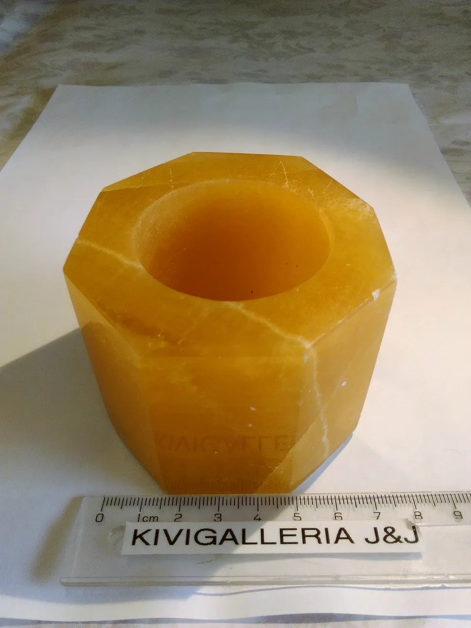 Kalsiittituikku -oranssi 20,00€